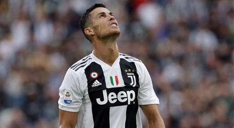 'Juventus co Ronaldo, nhung khong biet tan dung' hinh anh