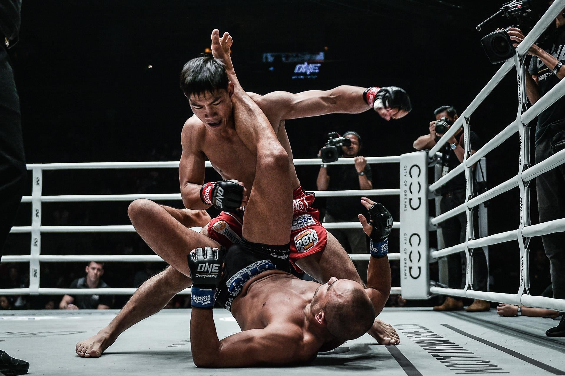 MMA anh 2