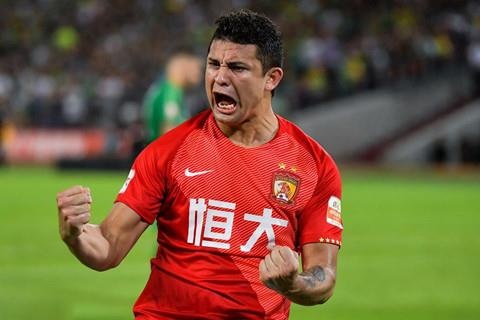 Tuyen Trung Quoc muon dung toan cau thu nhap tich de du World Cup hinh anh