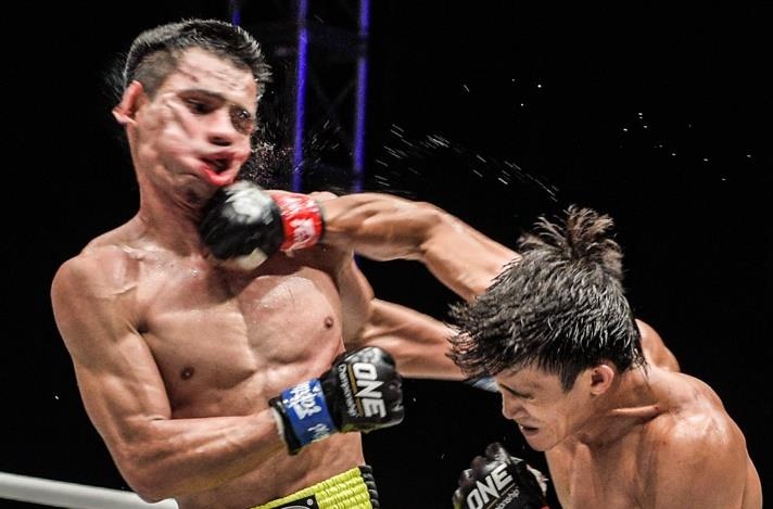 Duy Nhat va dan vo si goc Viet dai thang tai ONE Championship hinh anh