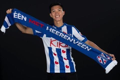 Lanh dao Heerenveen bac bo tin Van Hau duoc doi tac tra luong hinh anh