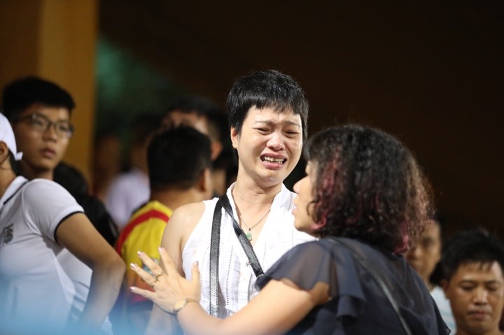 fan nữ ảnh 1 fan nu anh 1