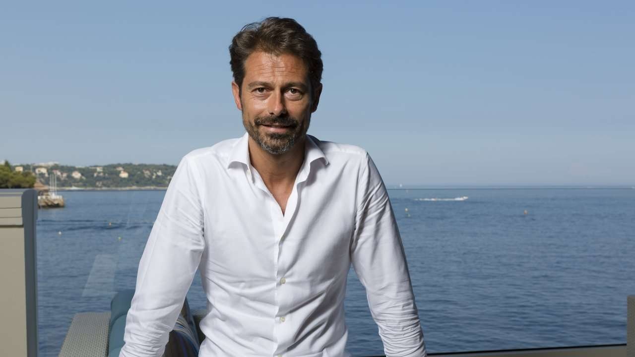 Courtois ảnh 1 Courtois anh 1