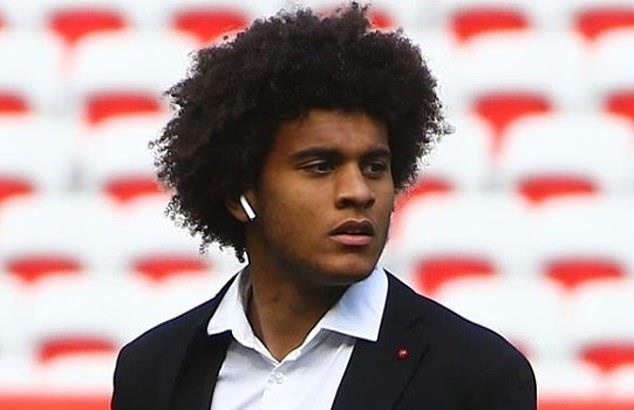 Tai nang tre cua Phap tra gia dat vi an cap do hinh anh