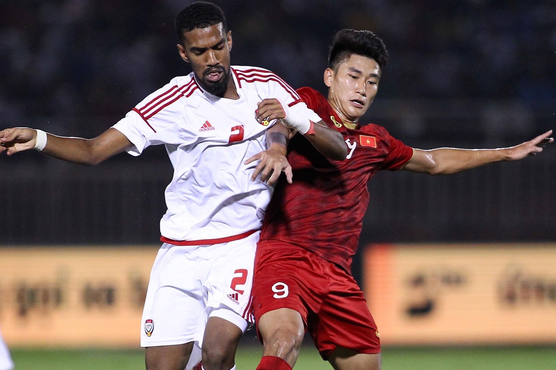 'Tuyen U22 Viet Nam con chuyen sai va to ra chu quan' hinh anh