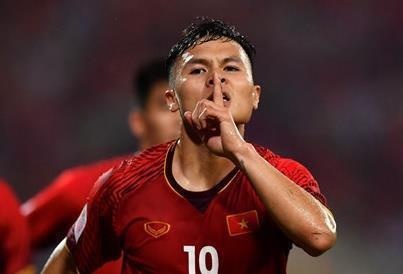 HLV Darby: 'Viet Nam co the gay soc cho UAE khi duoc da o My Dinh' hinh anh