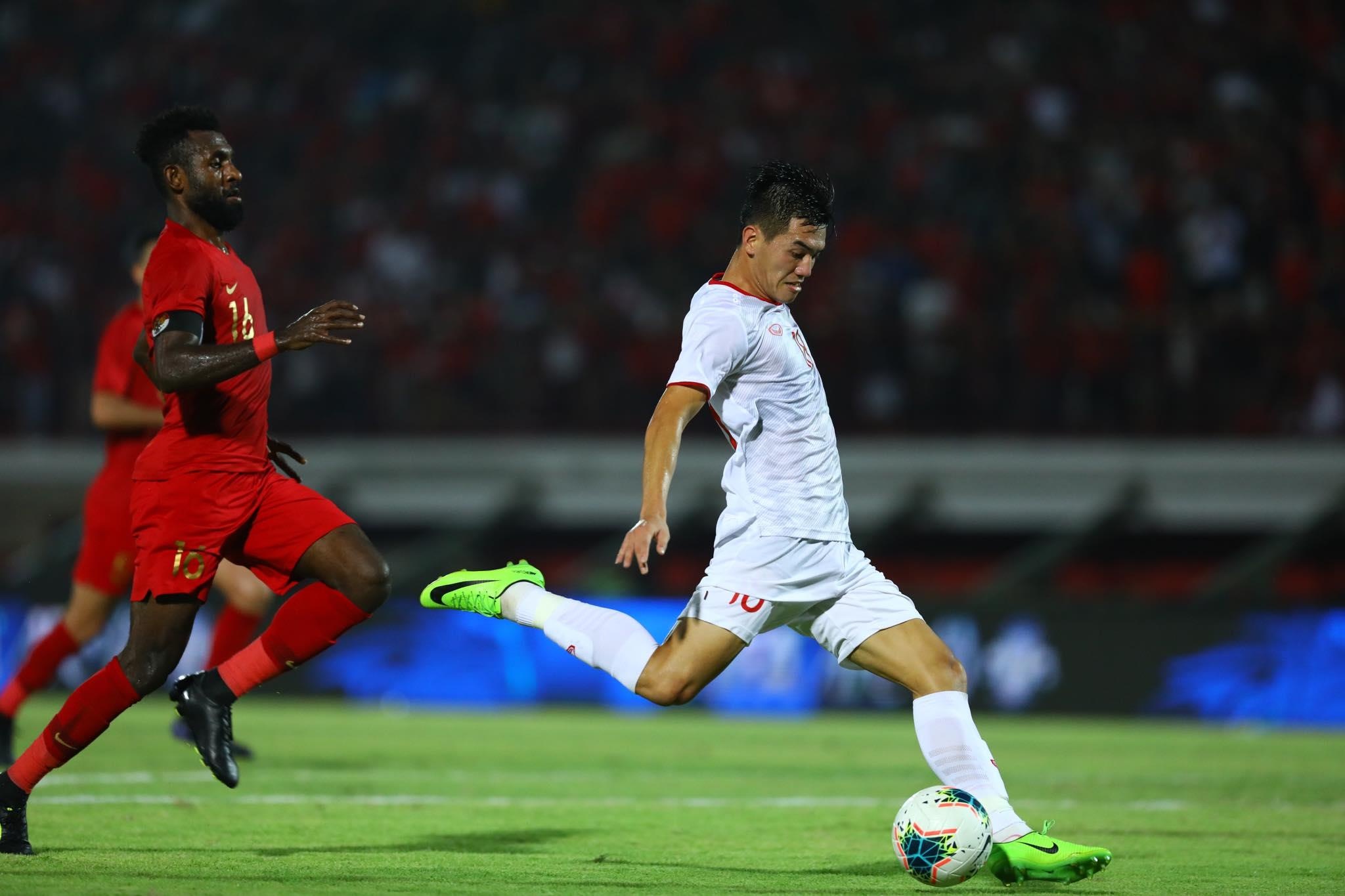 'Tuyen Viet Nam da thong minh va doc vi doi thu qua tot' hinh anh