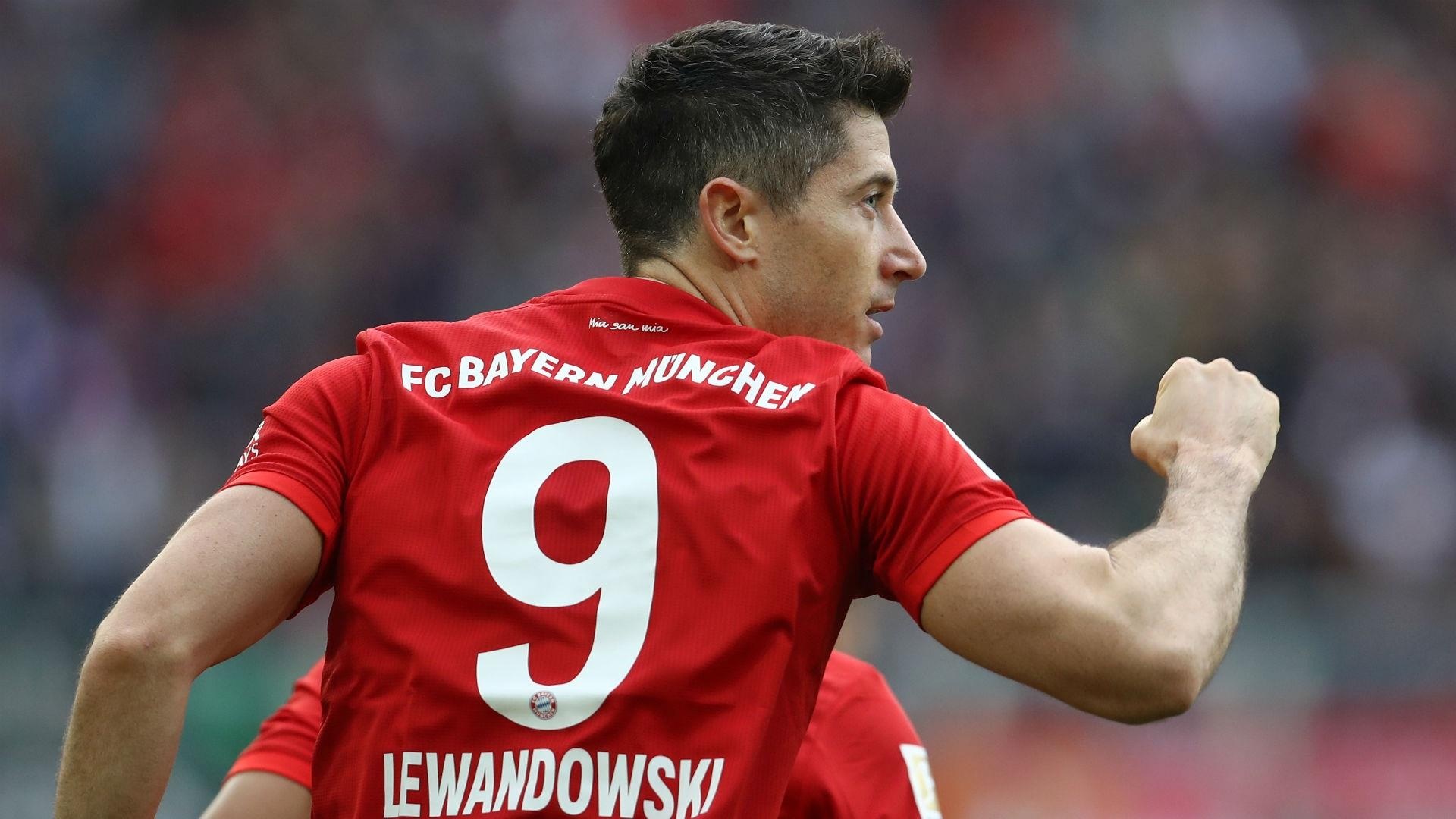 Lewandowski thang hoa, Bayern van mat diem phut chot hinh anh