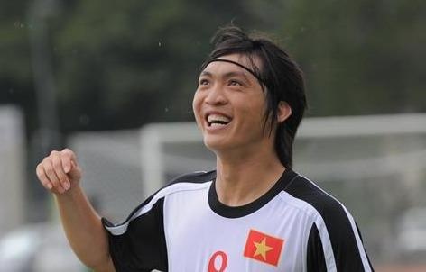 The gioi den toi cua Tuan Anh da khep lai hinh anh