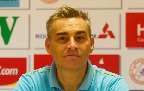 HLV Miguel Rodrigo chia tay tuyen futsal Viet Nam hinh anh