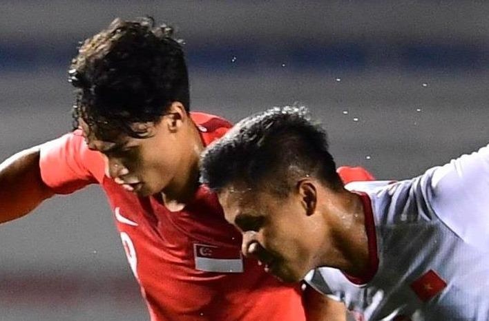 Sasi Kumar: 'The luc kem khien U22 Singapore de thua Viet Nam' hinh anh