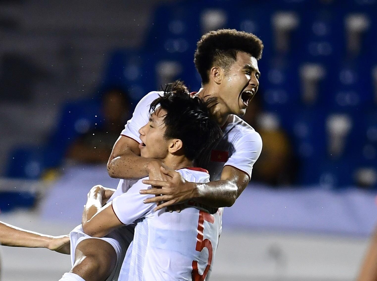 'U22 Viet Nam khong phai la doi bong mot nguoi' hinh anh