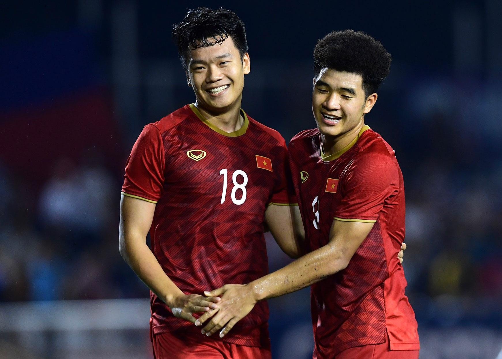 'Dang cap cua U22 Viet Nam khac xa U22 Campuchia' hinh anh