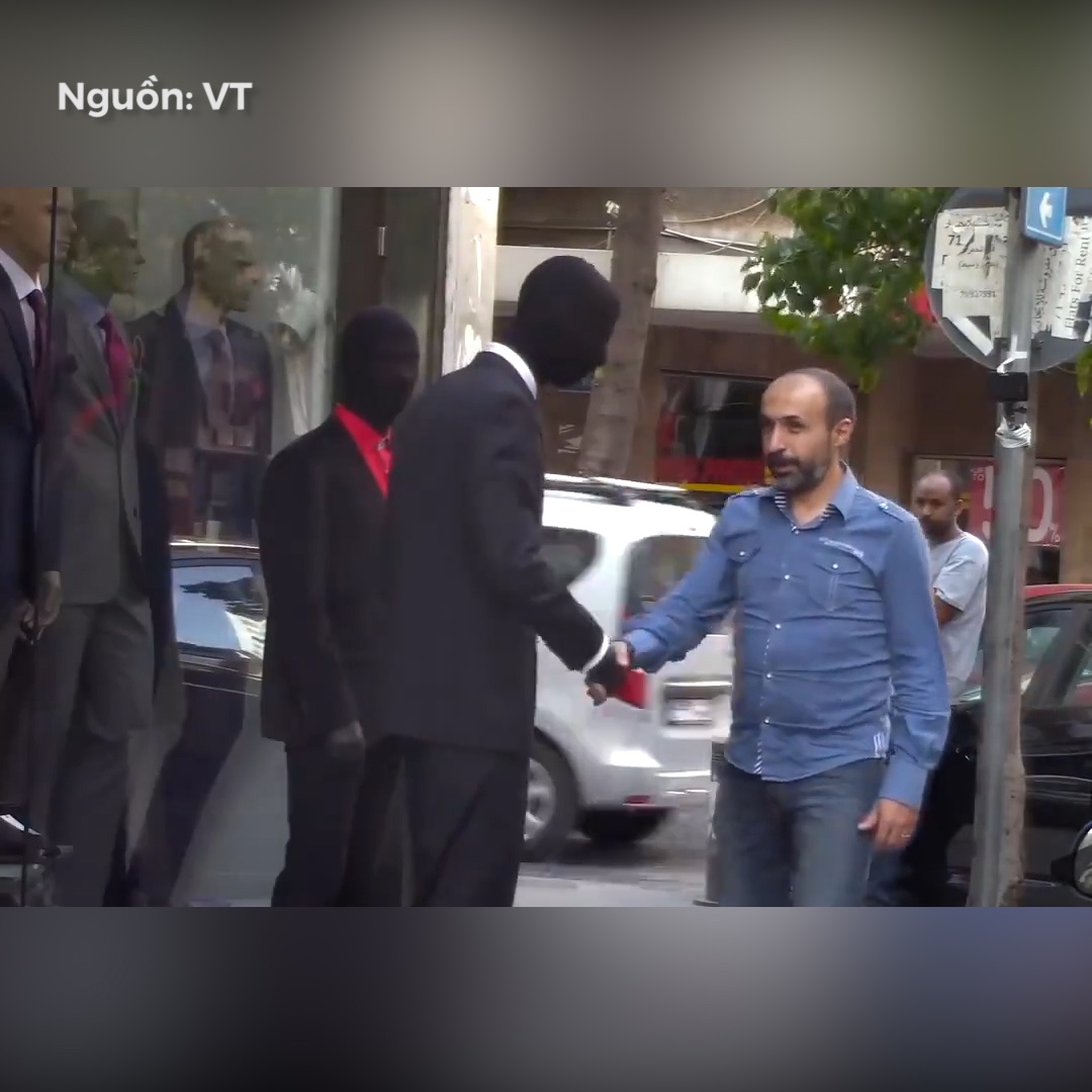 Chet cuoi tro gia ma no canh hu nguoi di duong hinh anh