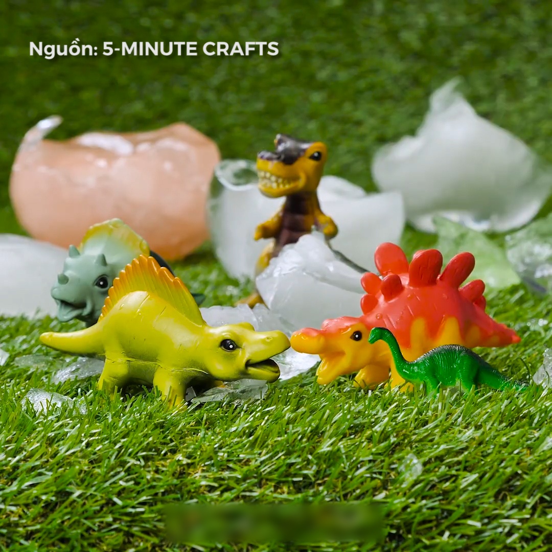 Tu lam bo do choi khung long de dang tai nha hinh anh