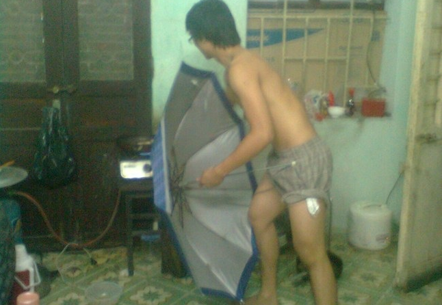 Anh vui: Khi con trai vao bep hinh anh