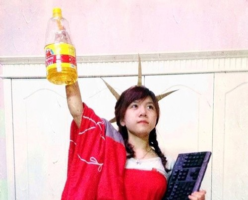 Anh vui: Nu than dau an hinh anh