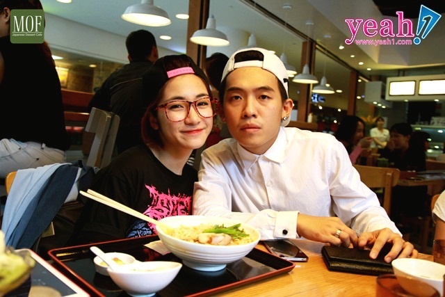 Pho Dac Biet choc gian Hoa Minzy hinh anh