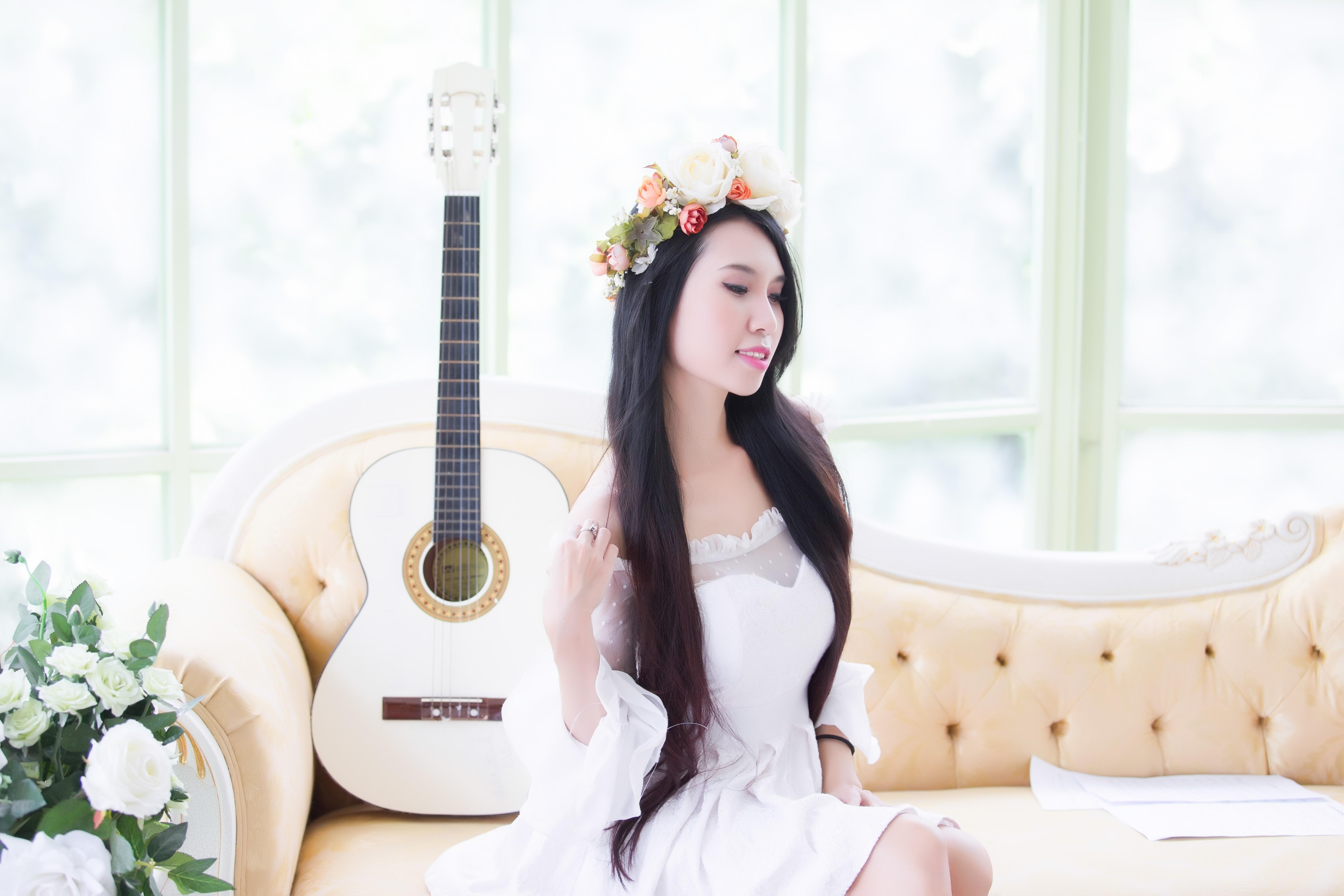 Do Thuy Khanh - 9X voi dam me sang tac nhac phim hinh anh