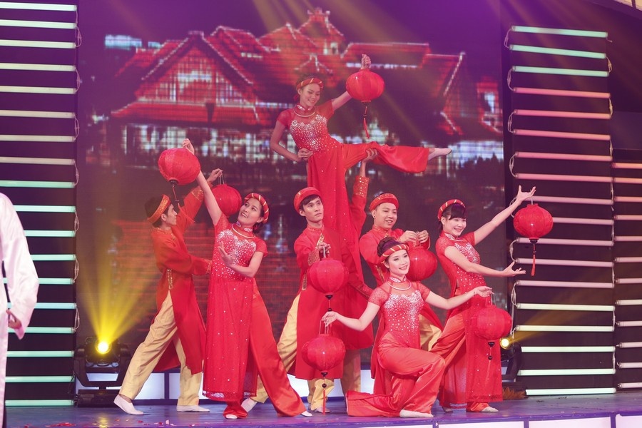 Vong thi quy 'Gia dinh tai tu': ai se danh 've vang'? hinh anh