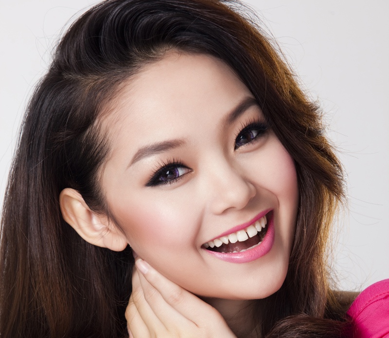 Minh Hang ngoi 'ghe nong quyen luc' hinh anh