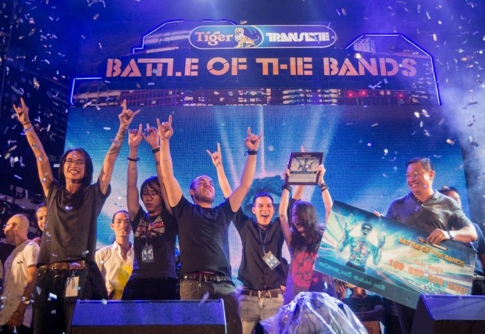 Tiger Translate: khan gia bia Tiger lam nen chien thang hinh anh