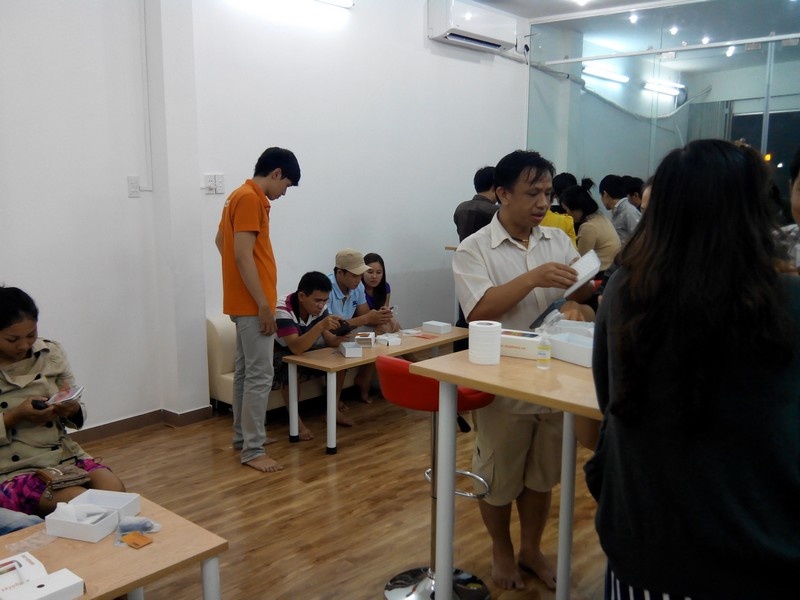 Nhieu tinh nang tot, Sky Nano chay hang hinh anh