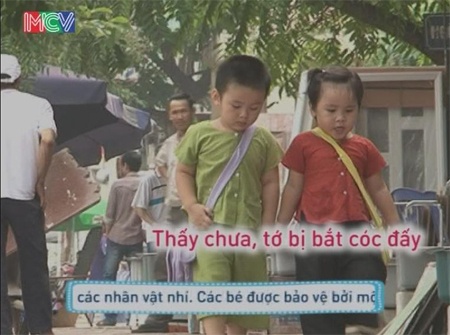 Be 2 tuoi gay bat ngo trong 'Con da lon khon' hinh anh