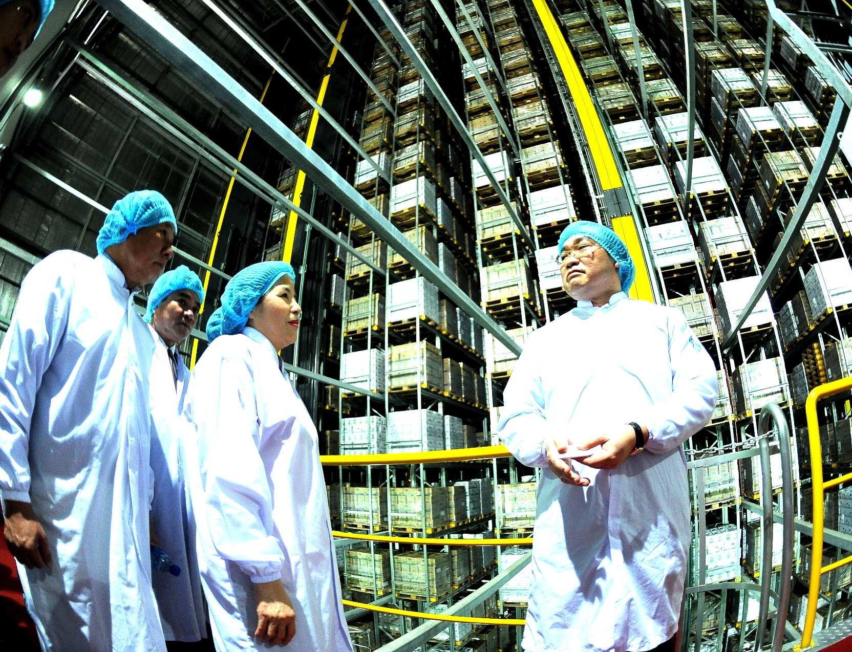 Chat luong sua noi vuot troi hinh anh