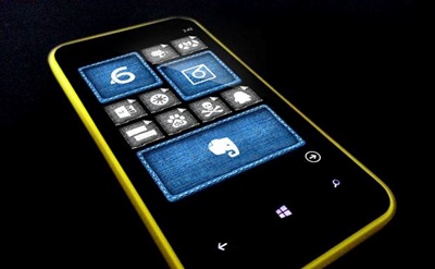 Lumia 625 duoc lay cam hung tu chiec goi hinh anh