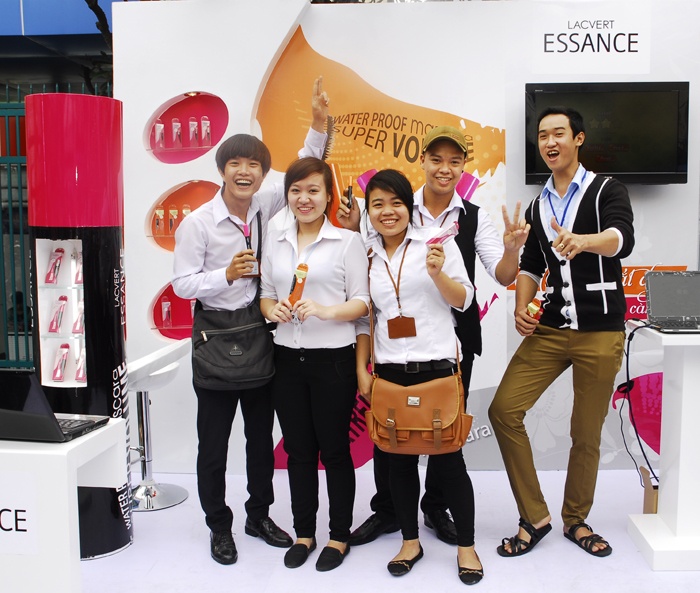 Mi cong mat dep - cang ngam cang yeu hinh anh