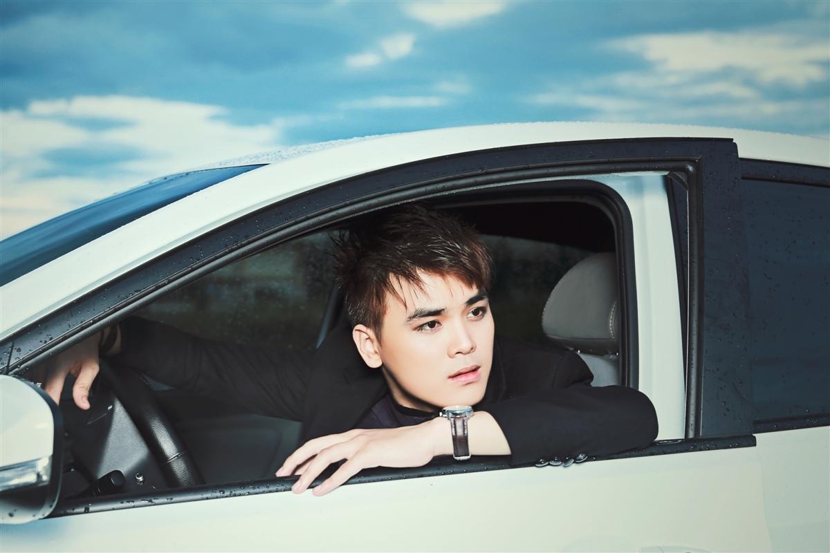 Louis Quy Anh lan dau ket hop cung Ship Rapper hinh anh