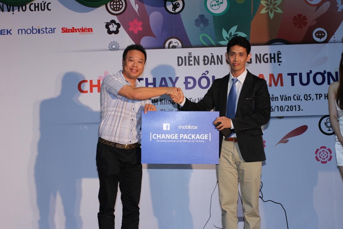 Mobiistar bat tay voi Facebook hinh anh