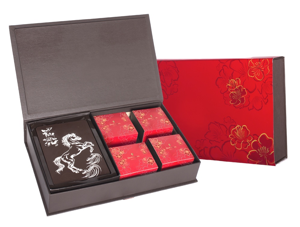Lam moi gio qua ngay Tet voi dong chocolate den tu Bi hinh anh