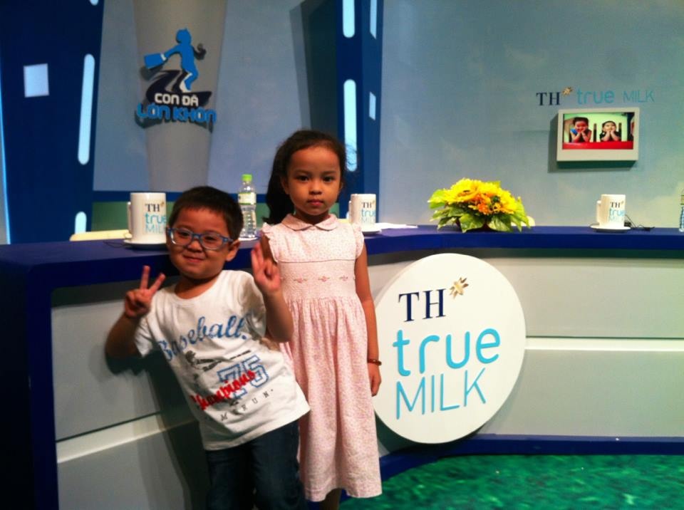 Ba me muon gi khi cho con 'len truyen hinh'? hinh anh