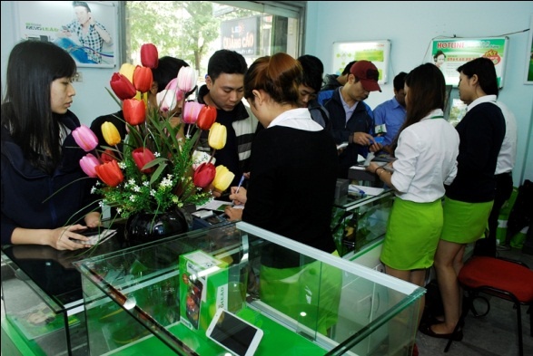 Smartphone loi tu 3,2 trieu khuay dong phan khuc gia re hinh anh