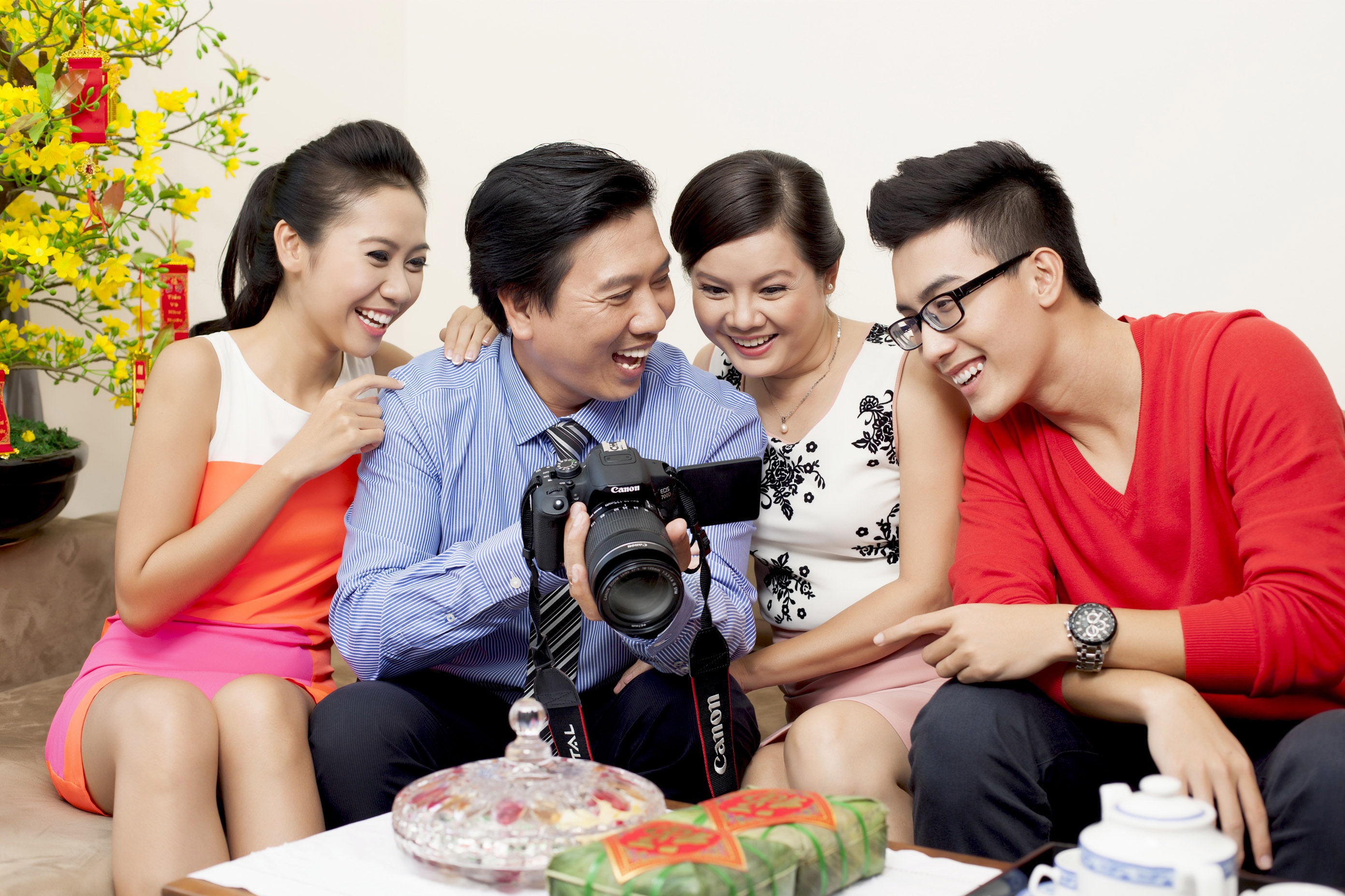 Chon may anh chup Tet phu hop nhu cau hinh anh