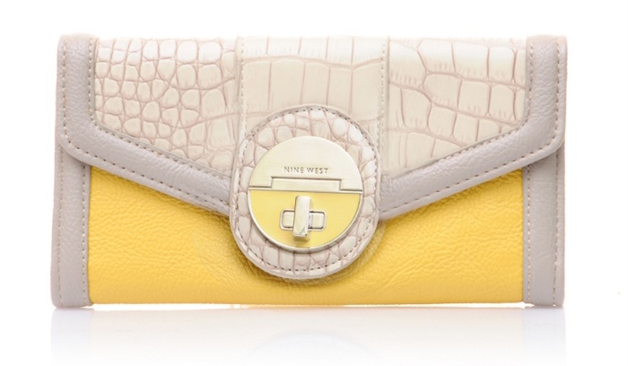 Hang hieu Nine West uu dai gia dac biet hinh anh