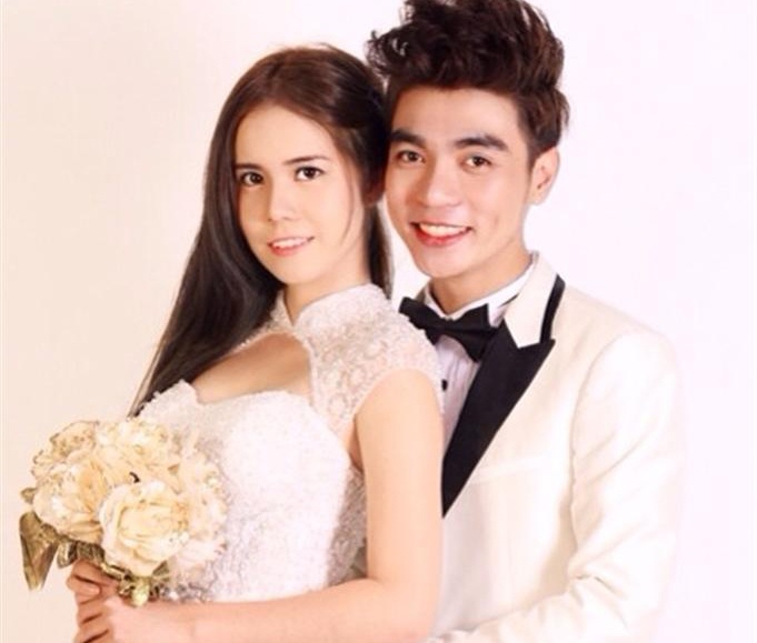 Andy Hoang 'cuoi' Hoa hau dien anh Thoai My hinh anh