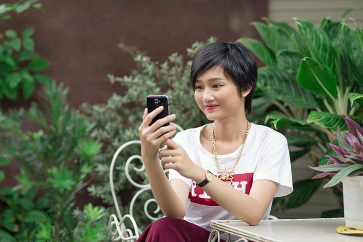 Touch BEAN 402 song hanh cung 'co nang thoi trang' hinh anh