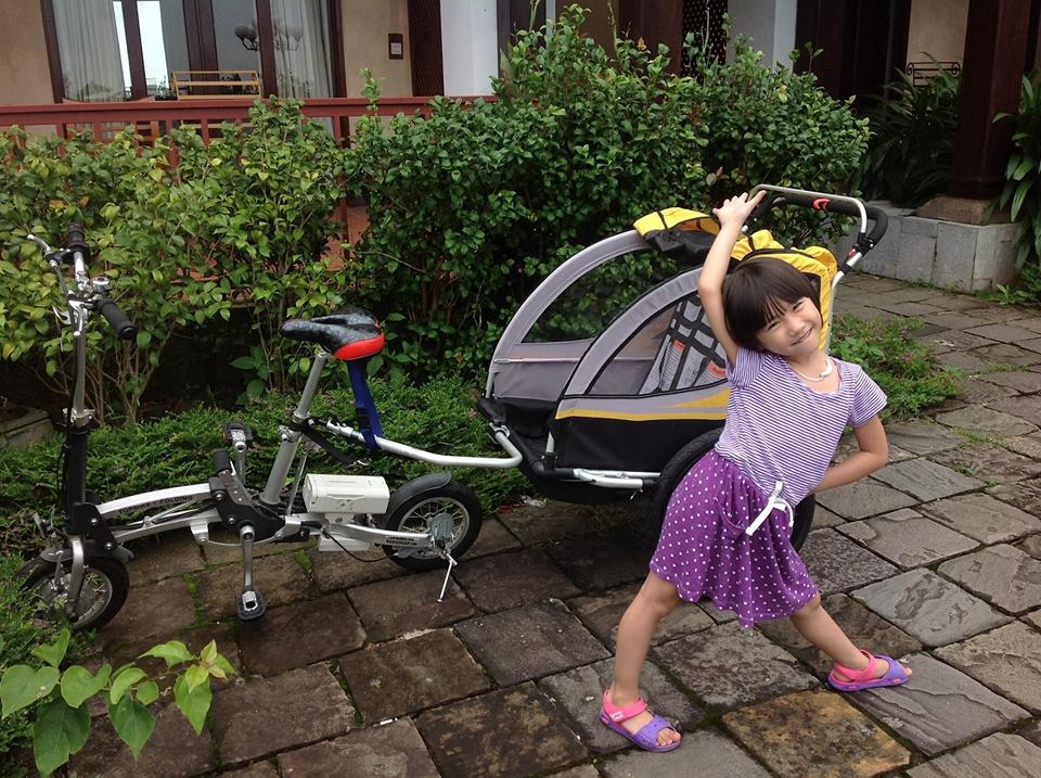 Mua xe dap dien nhan li xi 888.000 dong hinh anh