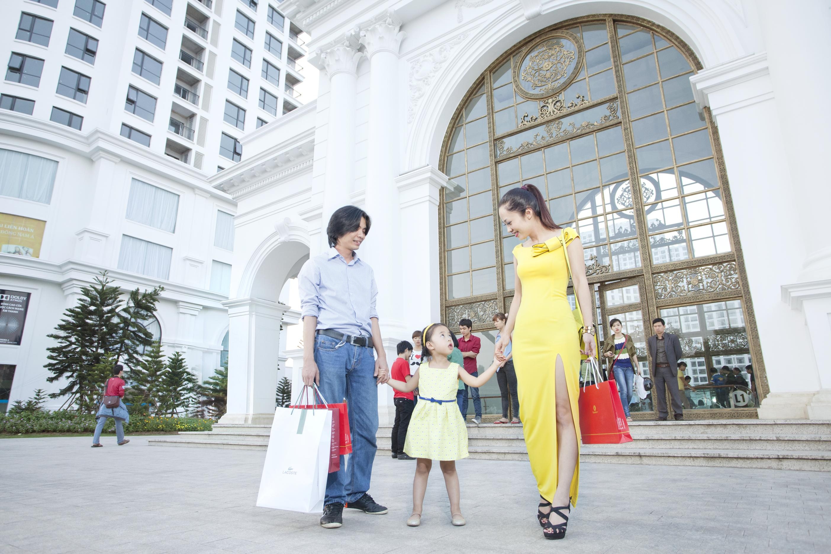 Qua tang bat ngo cho mot nua yeu thuong hinh anh