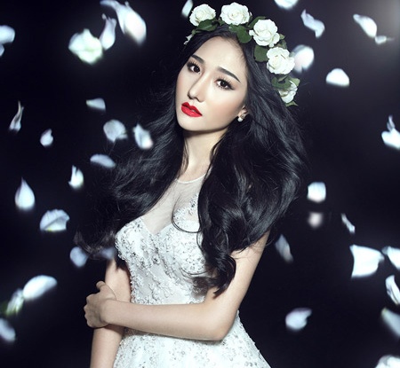 Sara Nguyen dep thuan khiet trong vay co dau hinh anh