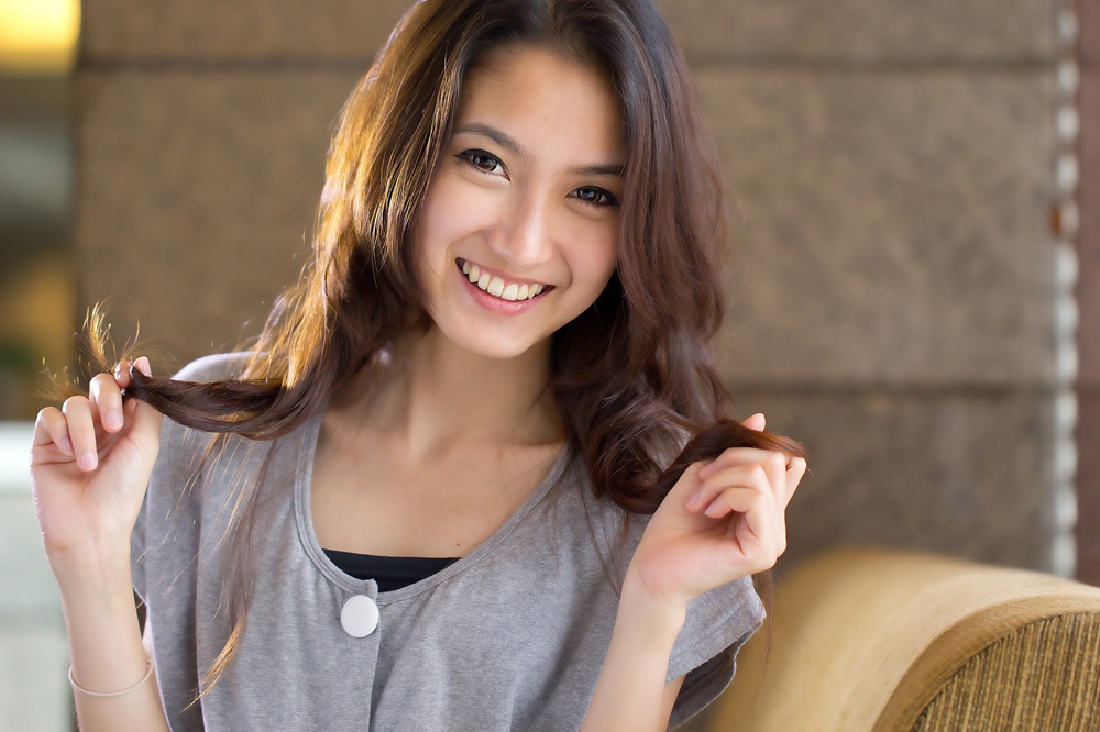 La con gai, hay yeu toc nhieu hon hinh anh