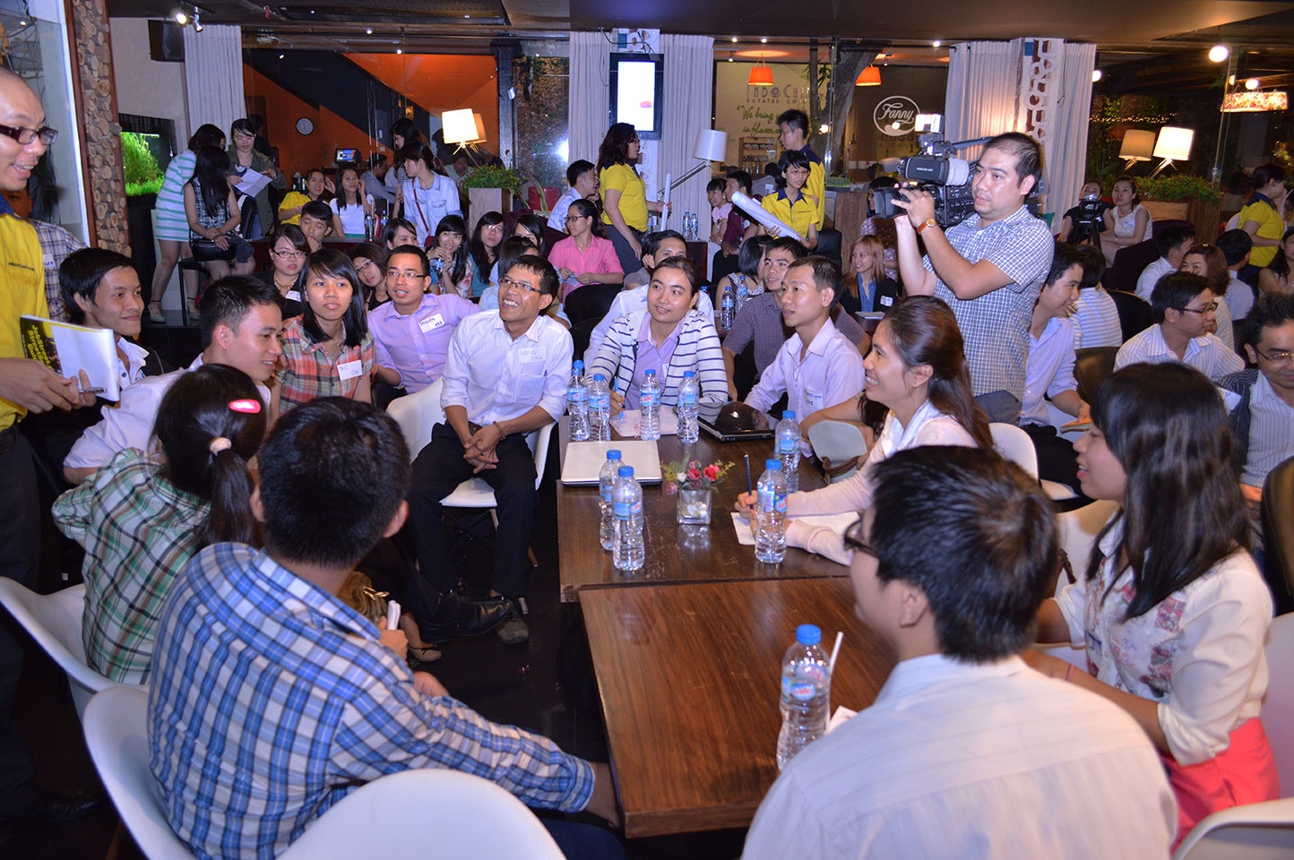 Quang cảnh của buổi toạ đàm.