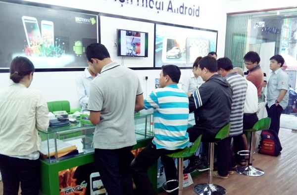 Revo MAX8 đang có doanh số cao với mức giá hấp dẫn cho smartphone 8 nhân.