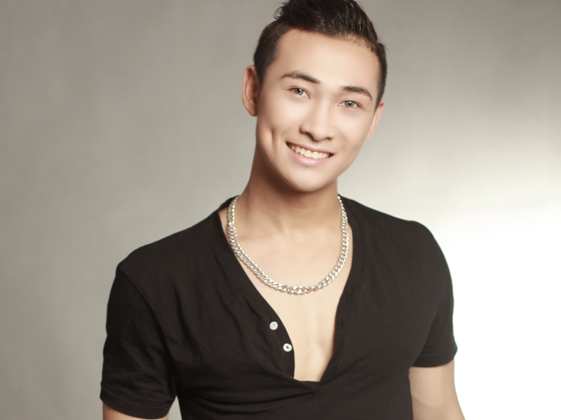 Phong cach thoi trang ca tinh cua quan quan F-idol hinh anh