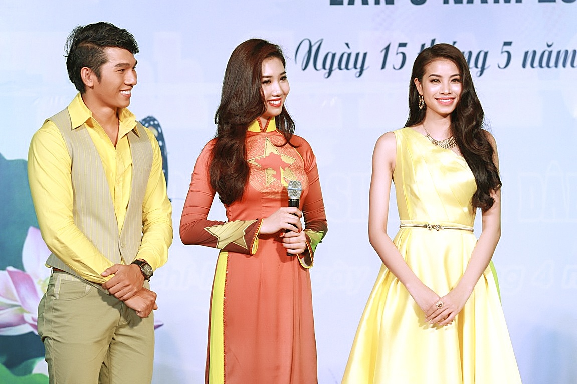 Quan quan F-idol cham giai cuoc thi sinh vien thanh lich hinh anh