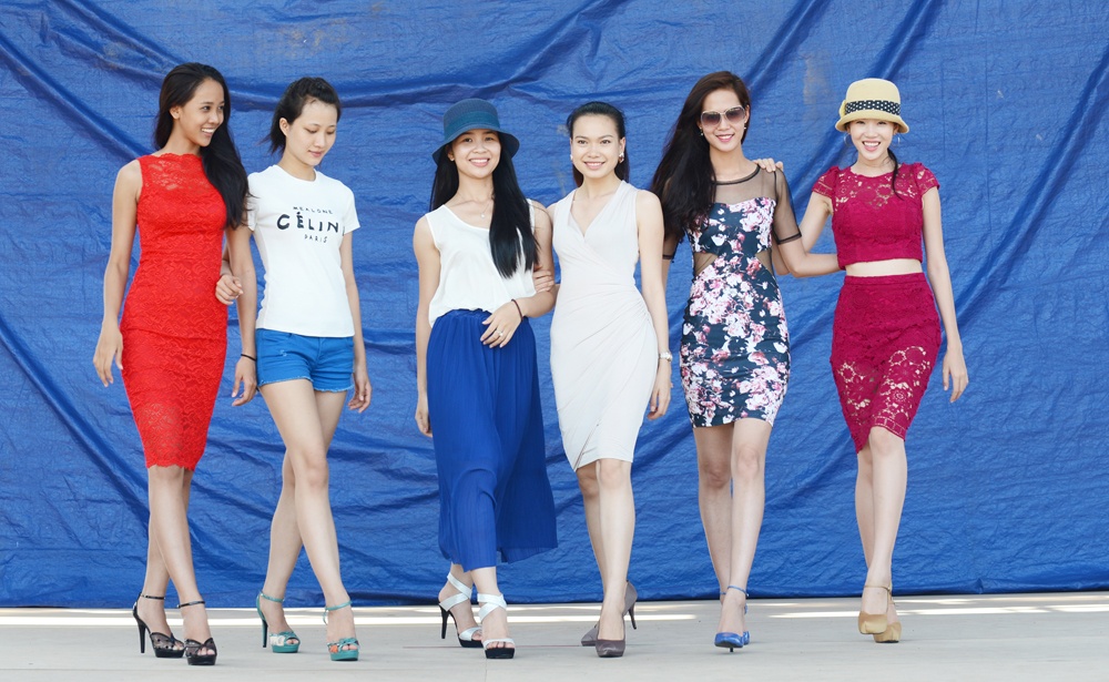 Giay Dolly cung nguoi dep gianh chien thang hinh anh