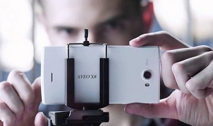 Ly do Aveo X8 chip loi 8, RAM 2 GB duoc long khach hang hinh anh